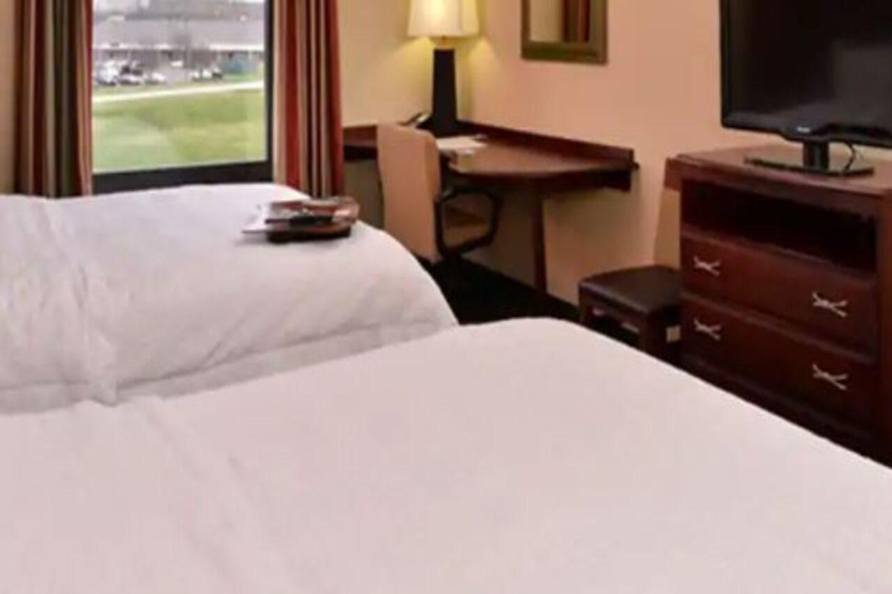 Hampton Inn & Suites Хопкинсвилл Экстерьер фото