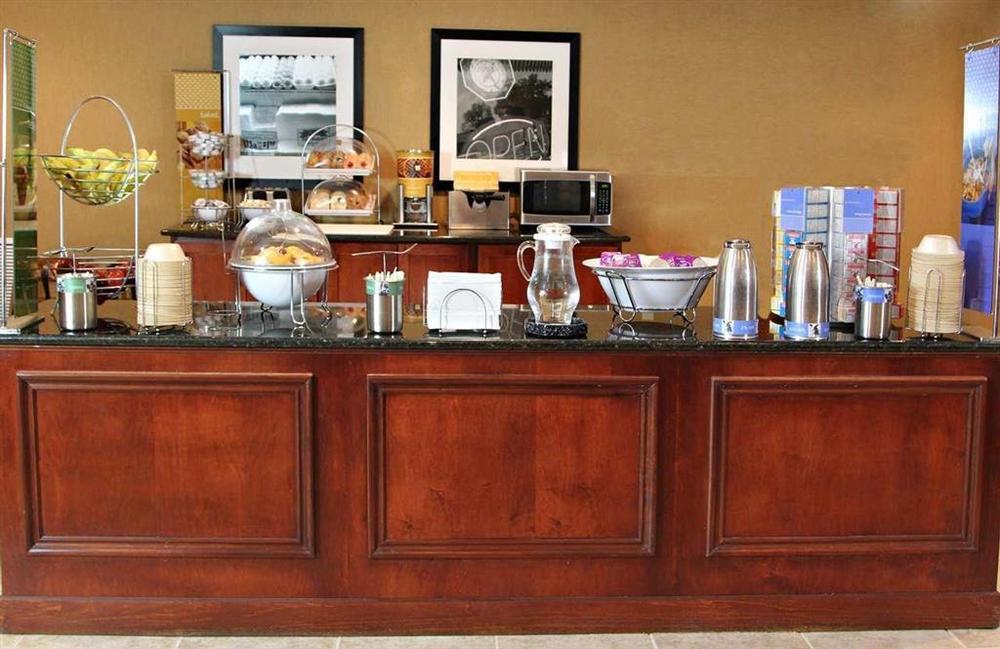 Hampton Inn & Suites Хопкинсвилл Экстерьер фото