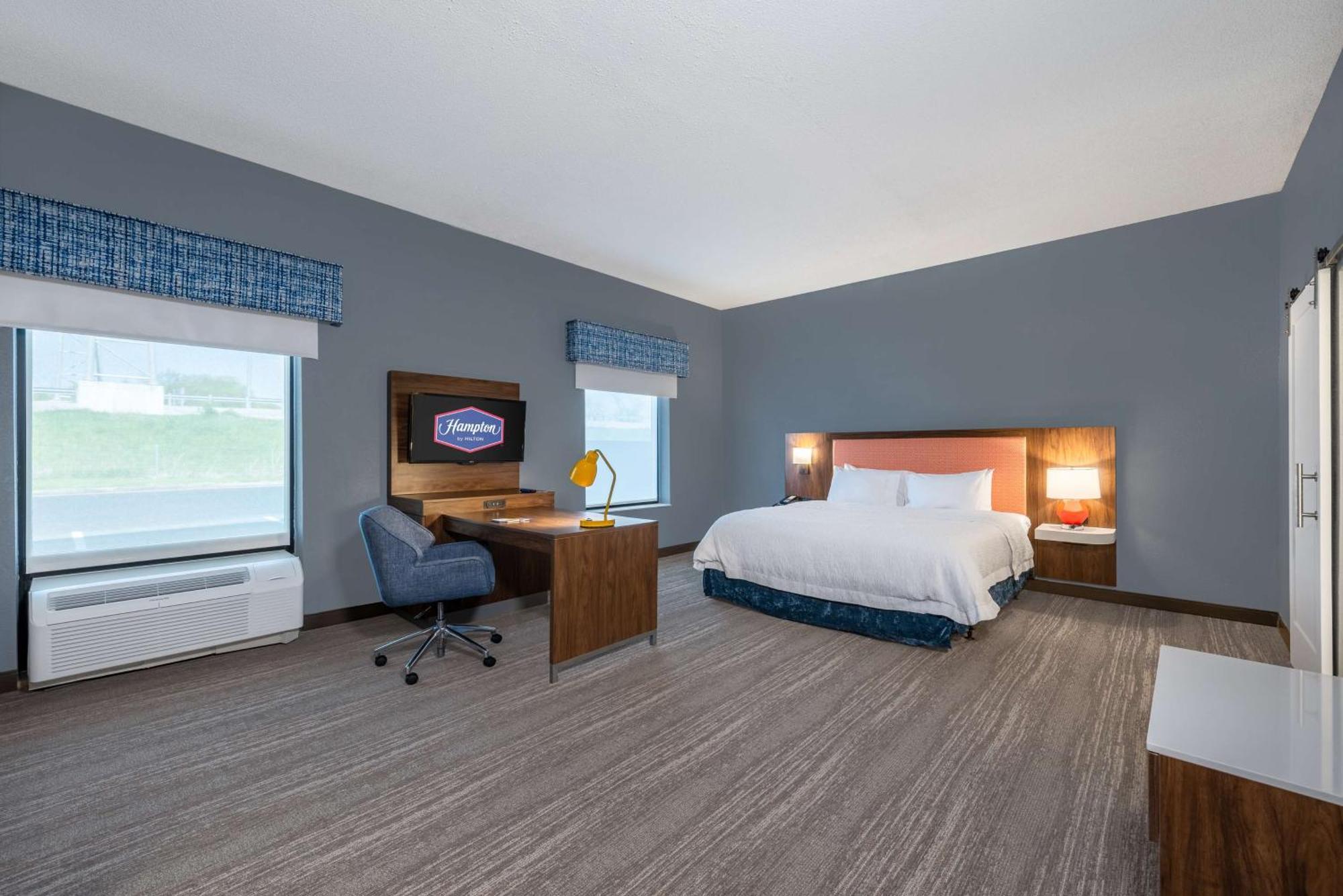 Hampton Inn & Suites Хопкинсвилл Экстерьер фото
