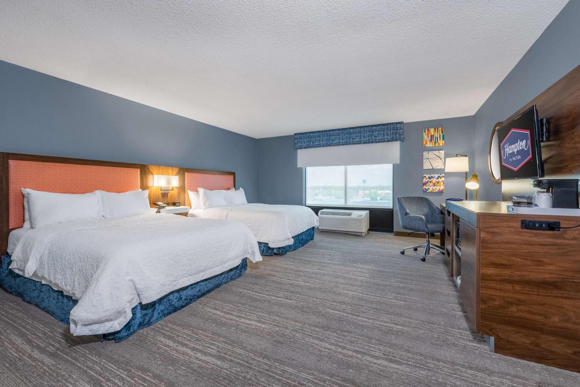 Hampton Inn & Suites Хопкинсвилл Экстерьер фото