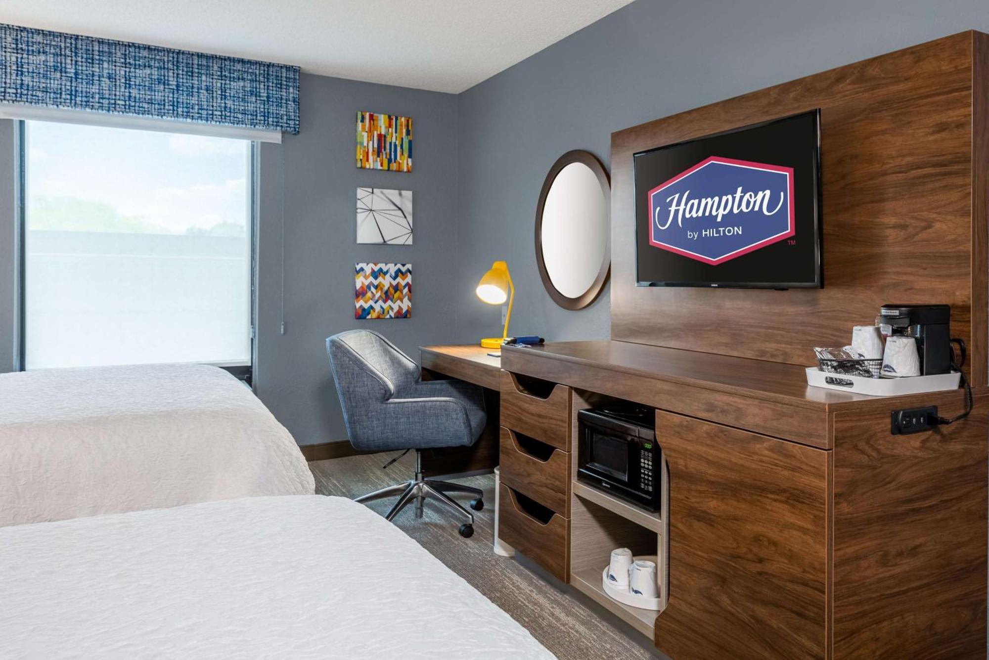 Hampton Inn & Suites Хопкинсвилл Экстерьер фото